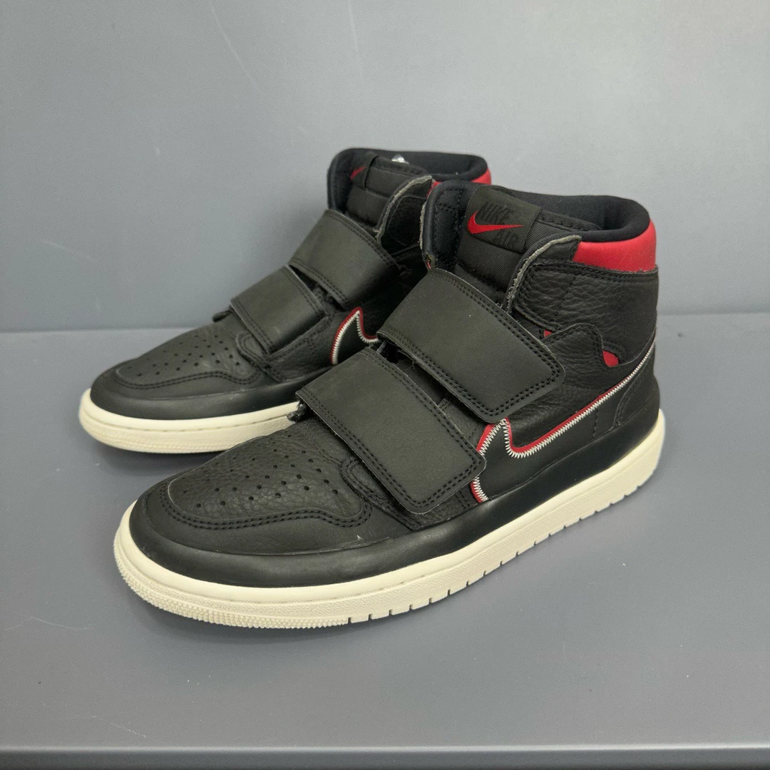 90新 MM6 42.5码 aj1绑带黑红 休闲鞋 成色很新 磨损小