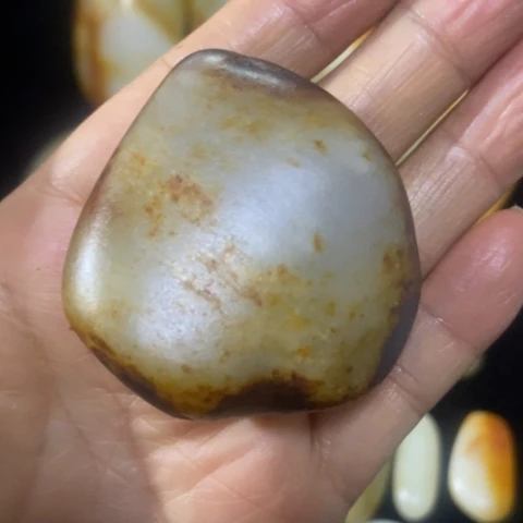 和田玉（糖玉）未镶嵌挂件