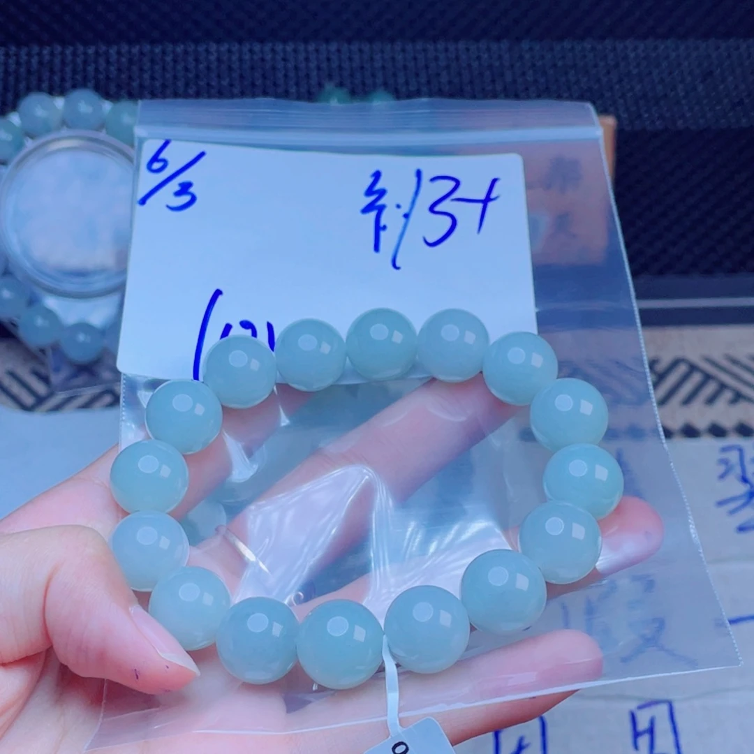 定制翡翠未镶嵌伟*珠串