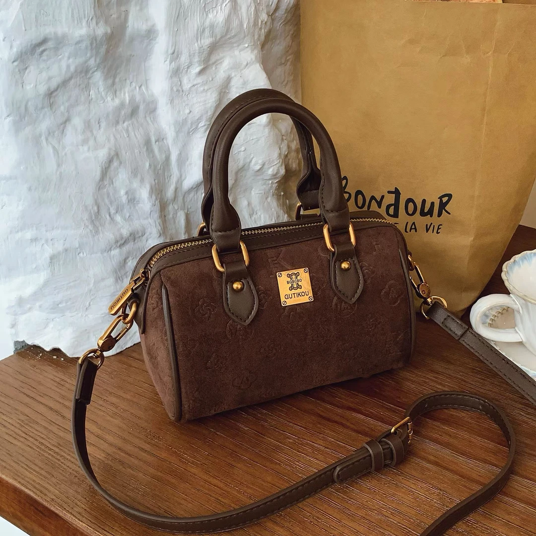 古缇蔻1273棕色【新款枕头】秋冬新款波士顿枕头包【宽19高13】