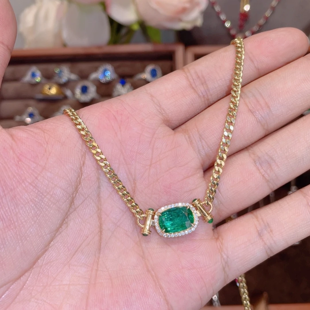 18K金镶嵌项链祖母绿2.86ct