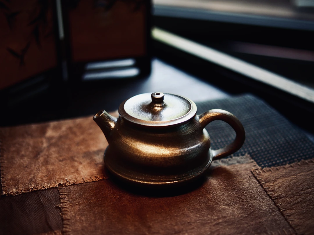 【玄铁烧】云南建水紫陶手工茶壶柴烧日式风高端手工壶紫陶壶柴烧壶
