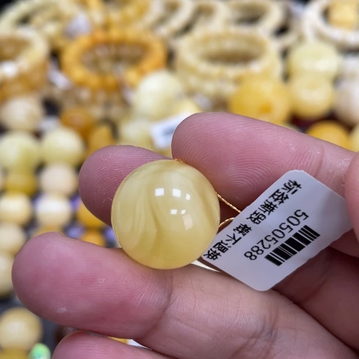 裸石蜜蜡未镶嵌16.9mm瑕疵妖花 福利款