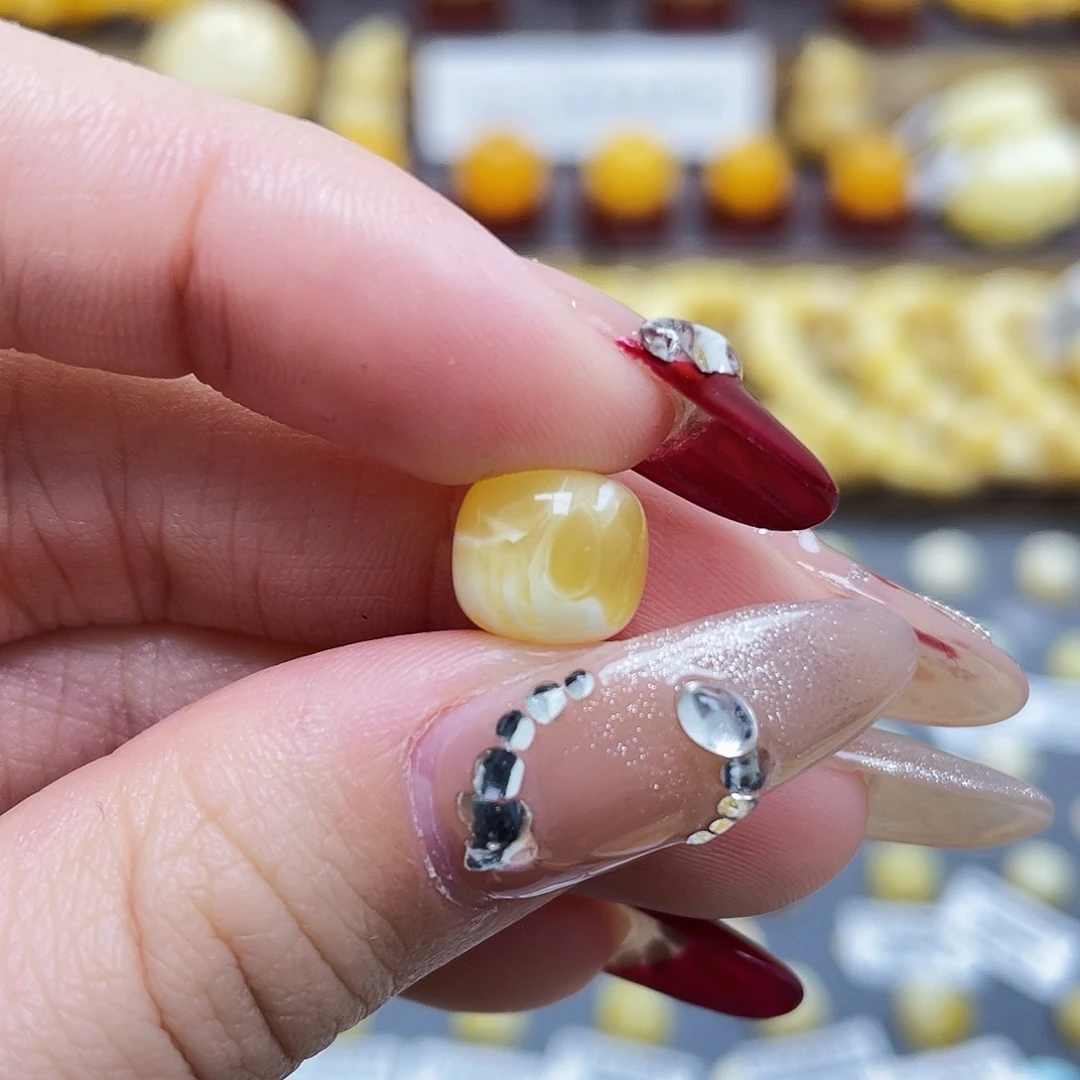 琥珀裸石未镶嵌蜜蜡老型9.5*8.6mm