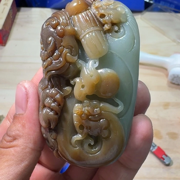 和田玉（糖玉）未镶嵌挂件