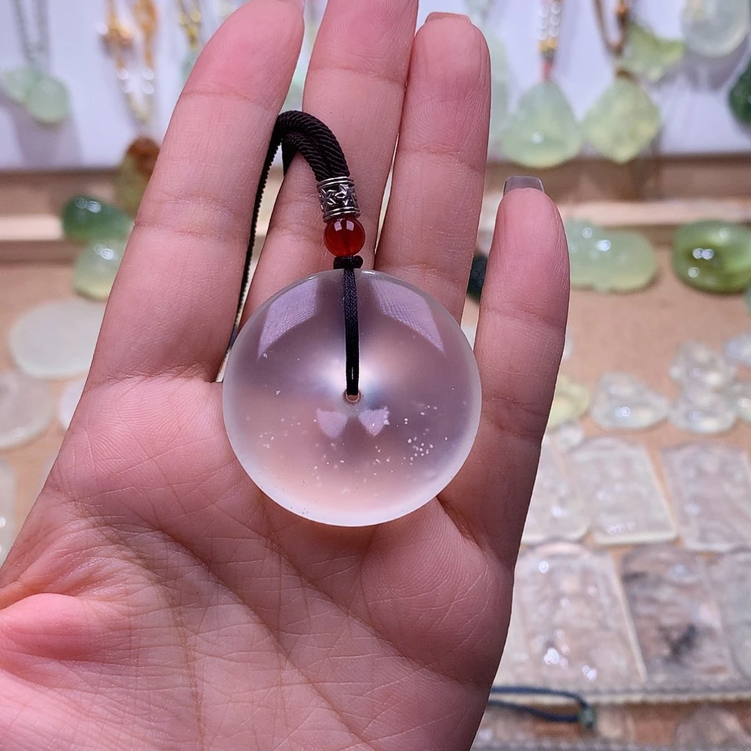 淡****未镶嵌蛇纹石玉颈饰