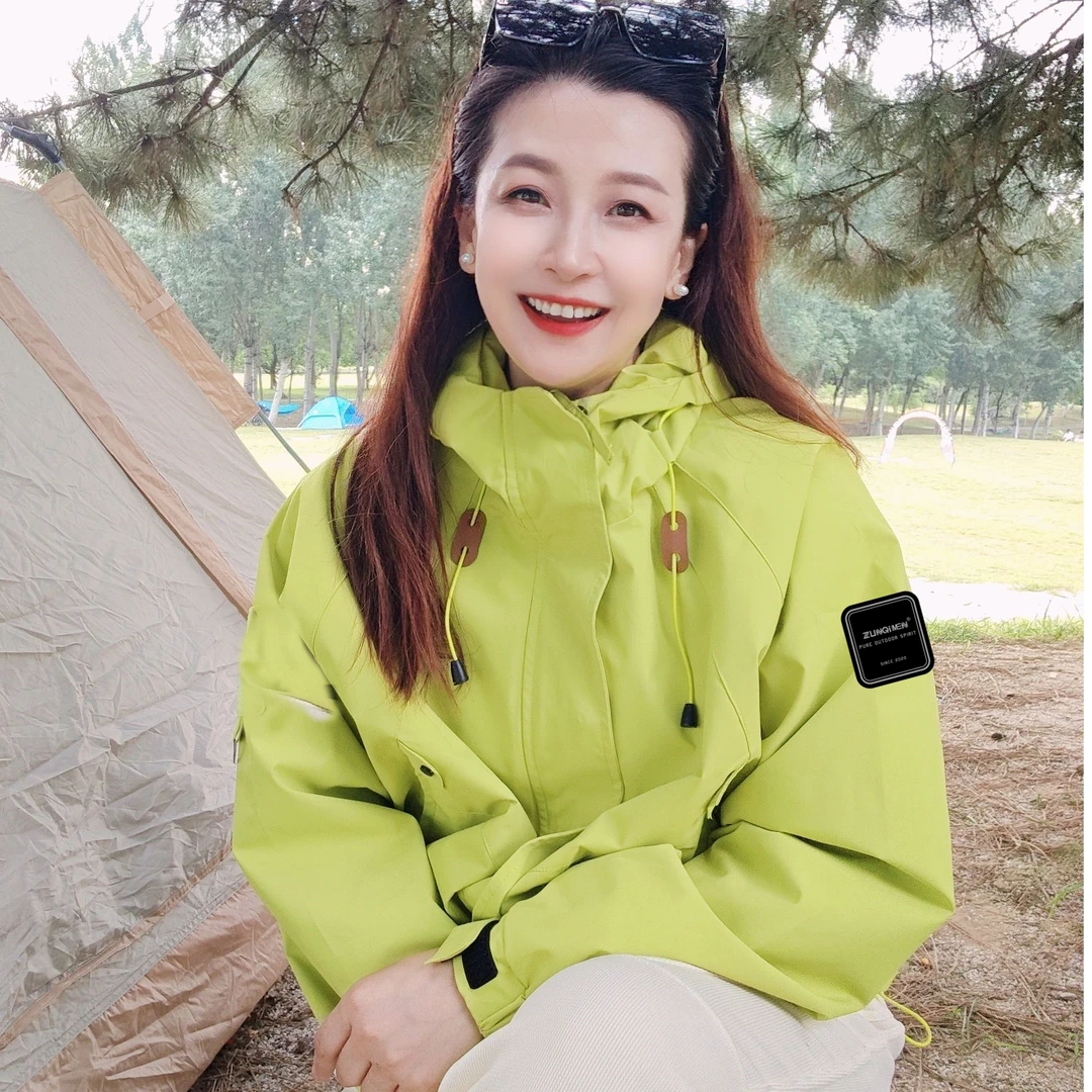 【现货】尊圻情侣款冲锋衣山系防水防风夹克户外登山三防外套J90