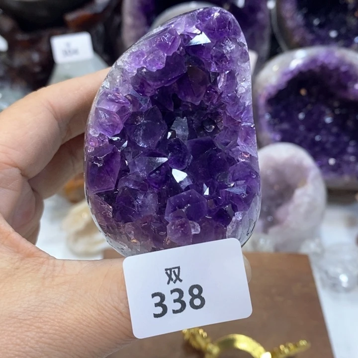 水晶大型摆件（非配饰）未镶嵌