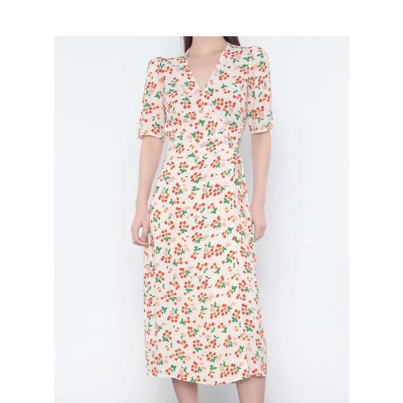 茶歇法式连衣裙女气质v领收腰a字修身设计感温柔风碎花裙子