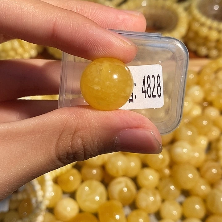 未镶嵌琥珀珠宝奇石微4828