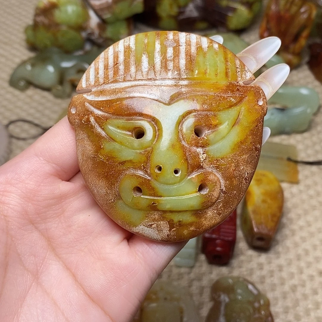 未镶嵌蛇纹石玉颈饰