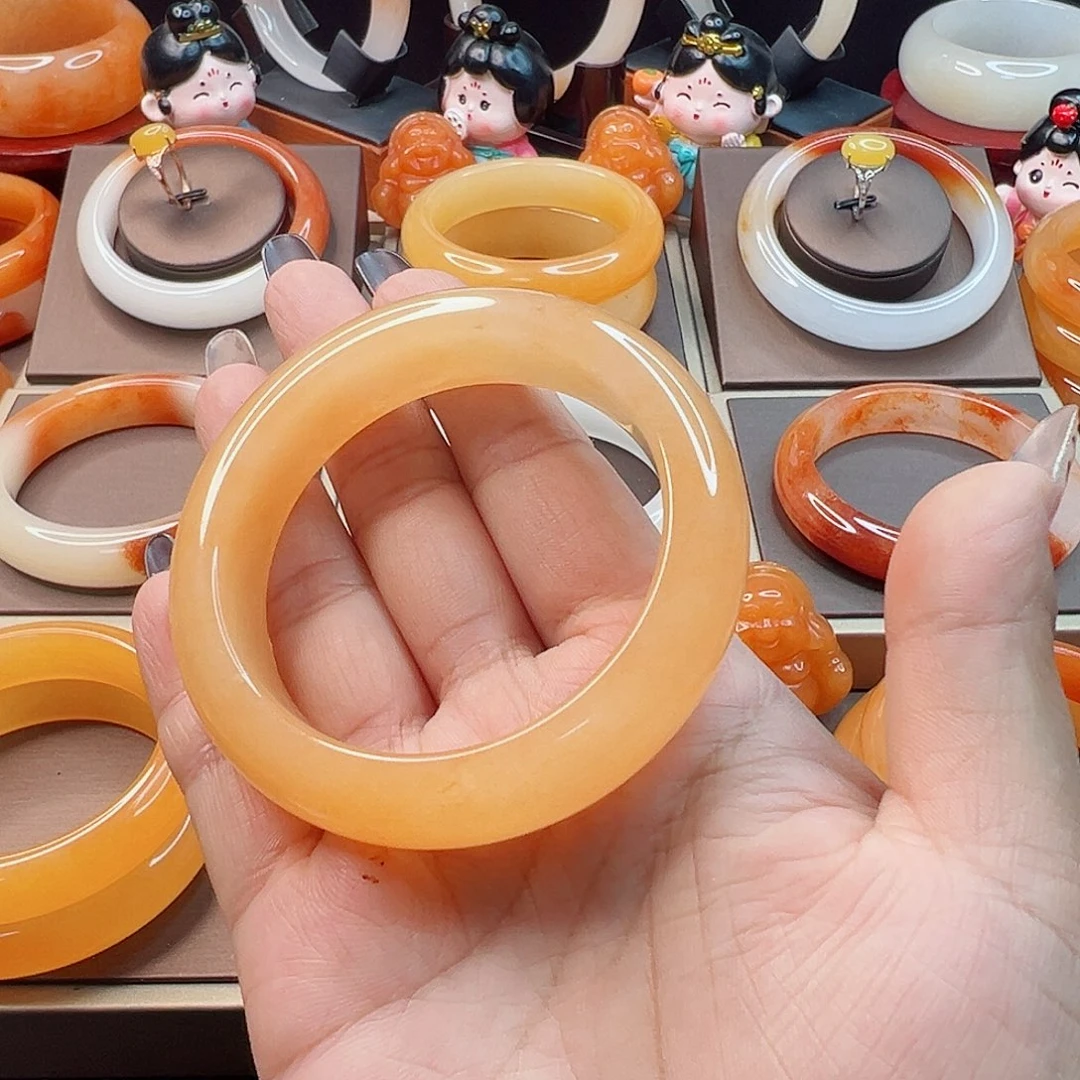 石英质玉（黄龙玉）未镶嵌手镯包容福利56