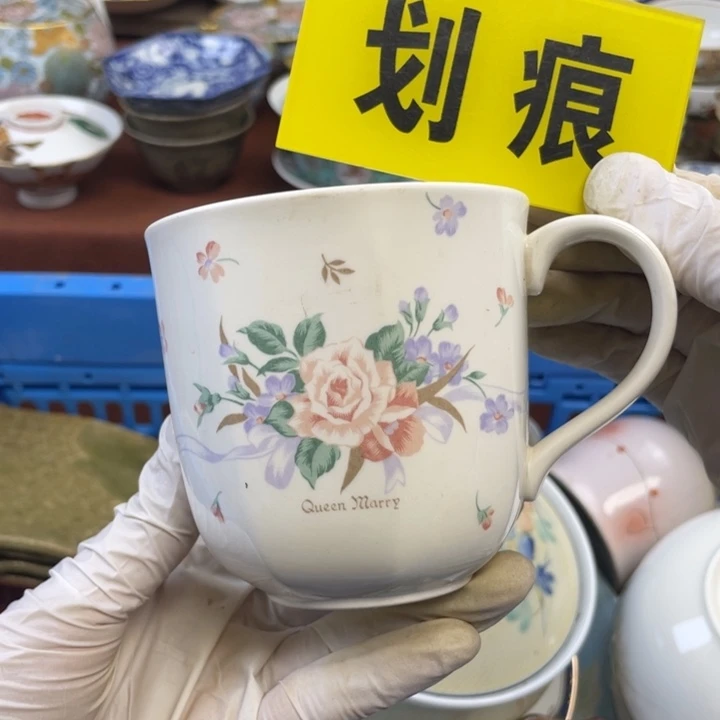 他家瓷器真美…开播了