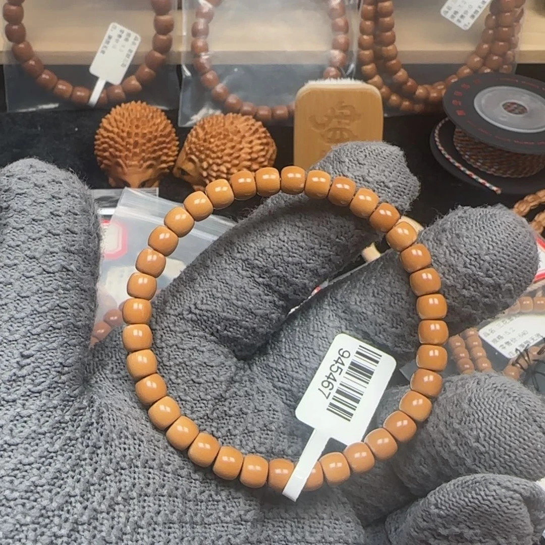 手串橄榄核老挝单圈微花面无白6.5福利