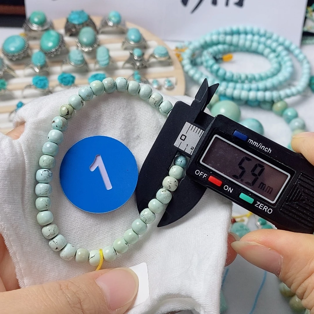 未镶嵌绿松石珠宝奇石