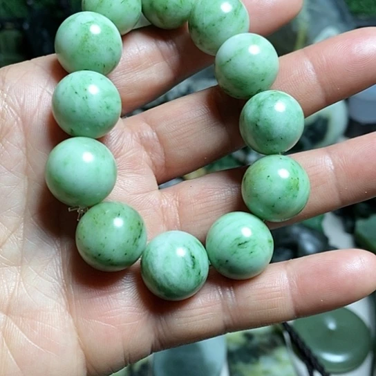 【闪购商品】独山玉珠宝半成品未镶嵌?****