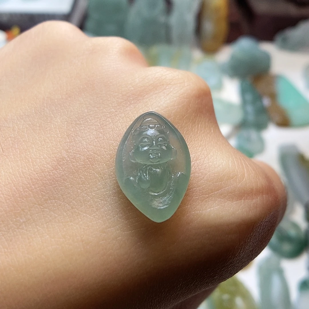 定制翡翠未镶嵌宝宝佛