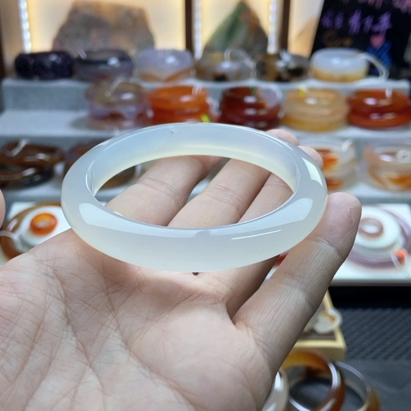 【闪购商品】手镯玛瑙/玉髓未镶嵌?****?