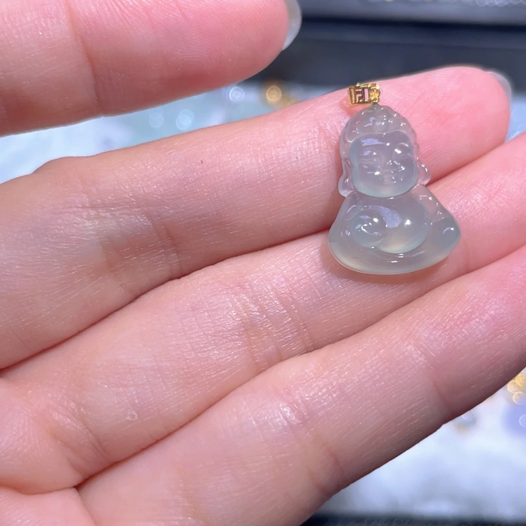翡翠18K金镶嵌颈饰翡翠