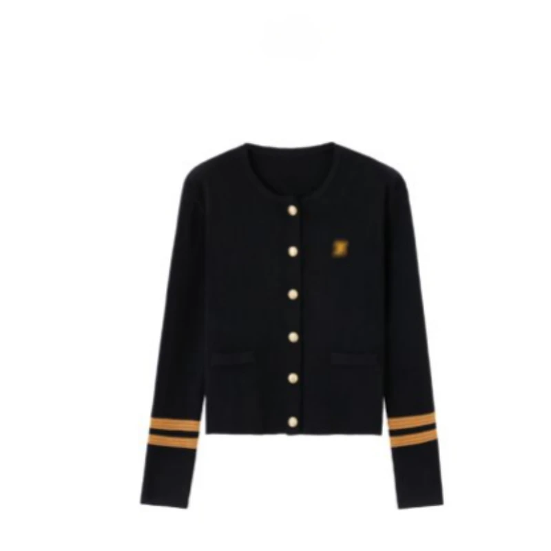 安安推荐毛衣气质针织衫长袖简约金属扣针织开衫毛针织衫圆领6920