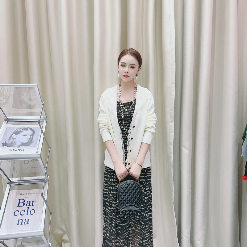 9172【春夏】白色蕾丝拼接百搭针织提花中长款春夏开衫时尚显瘦气质