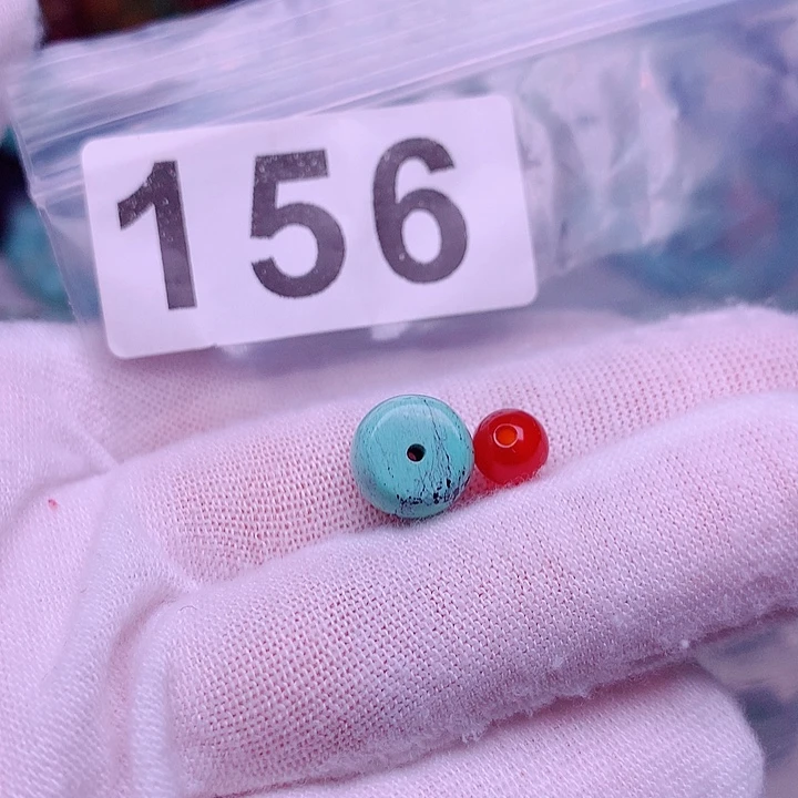 南红玛瑙未镶嵌珠宝奇石