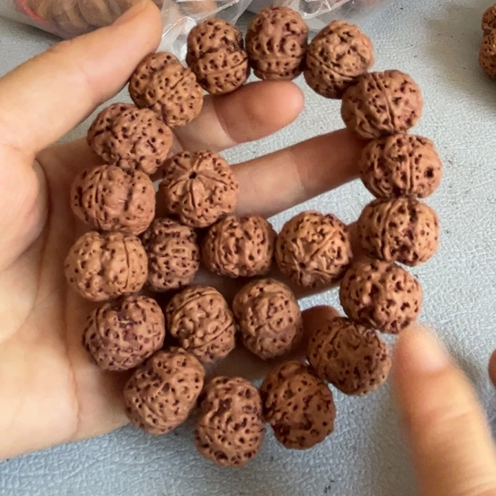 吊坠金刚菩提19mm蜂窝6@3102