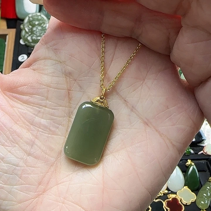 颈饰银S925镶嵌和田玉