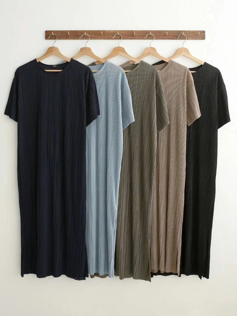 韩国进口大码细百褶夏季薄款宽松时尚纯色简约圆领中长款连衣裙