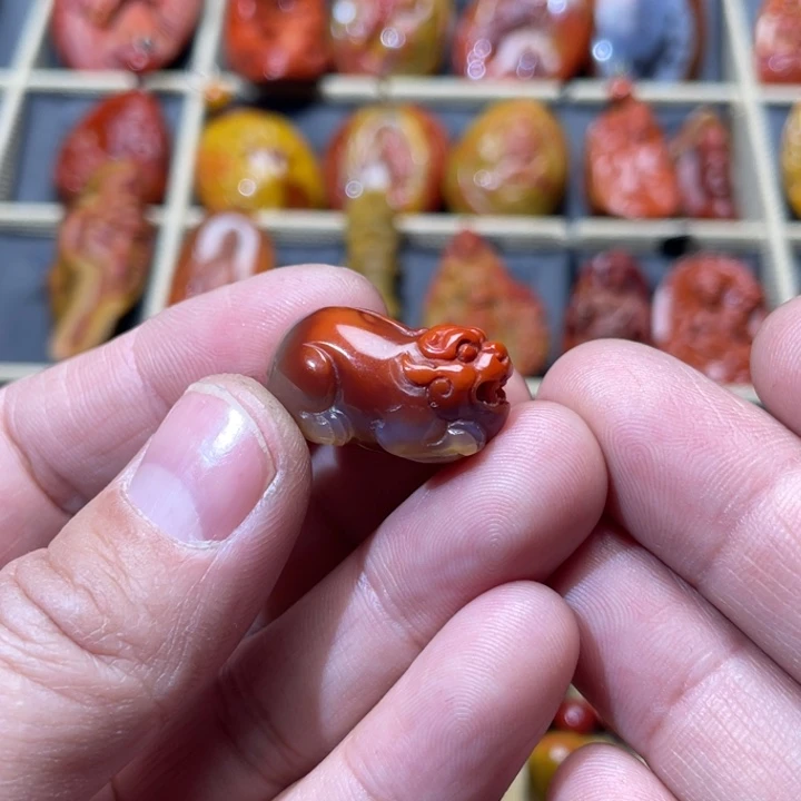 玛瑙/玉髓战国红挂件未镶嵌癸****3