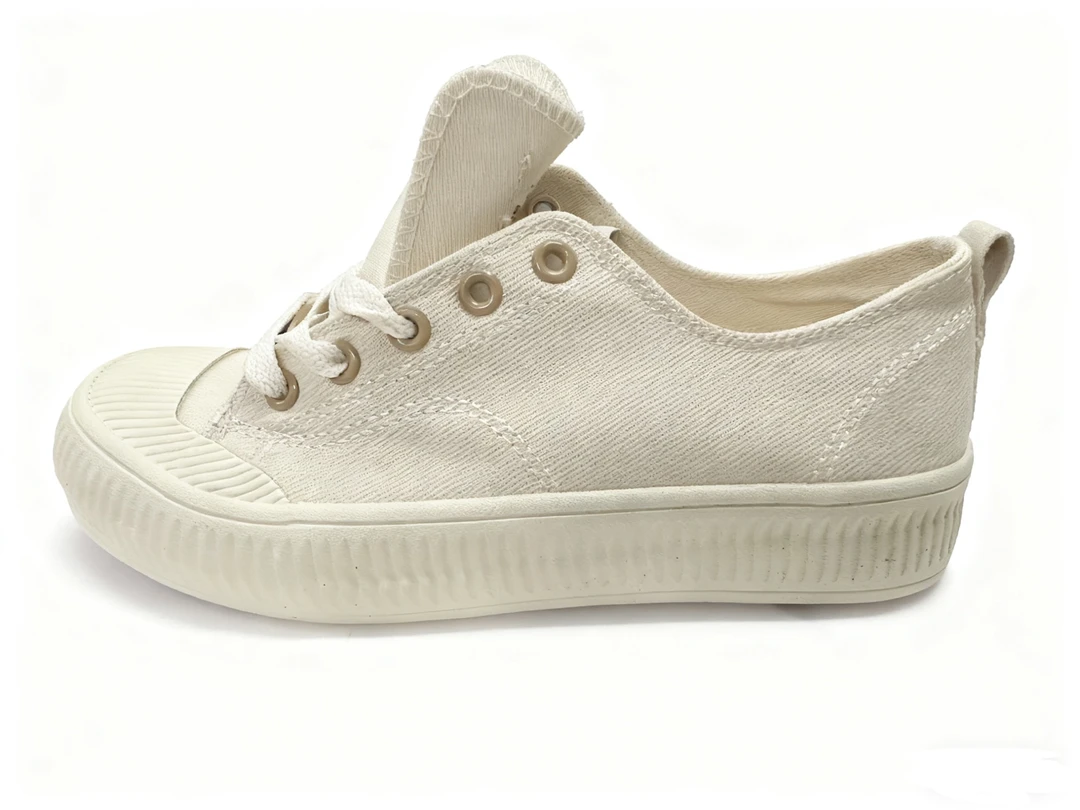 厚底2025新款帆布鞋女低帮新款百搭透气大头小白鞋春秋平底板鞋