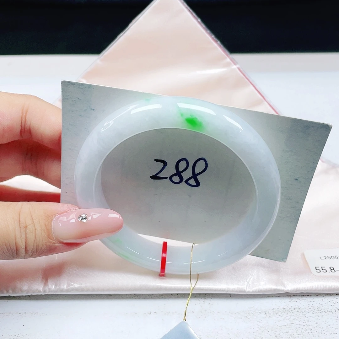 翡翠未镶嵌手镯 泥鳅背正圈55+