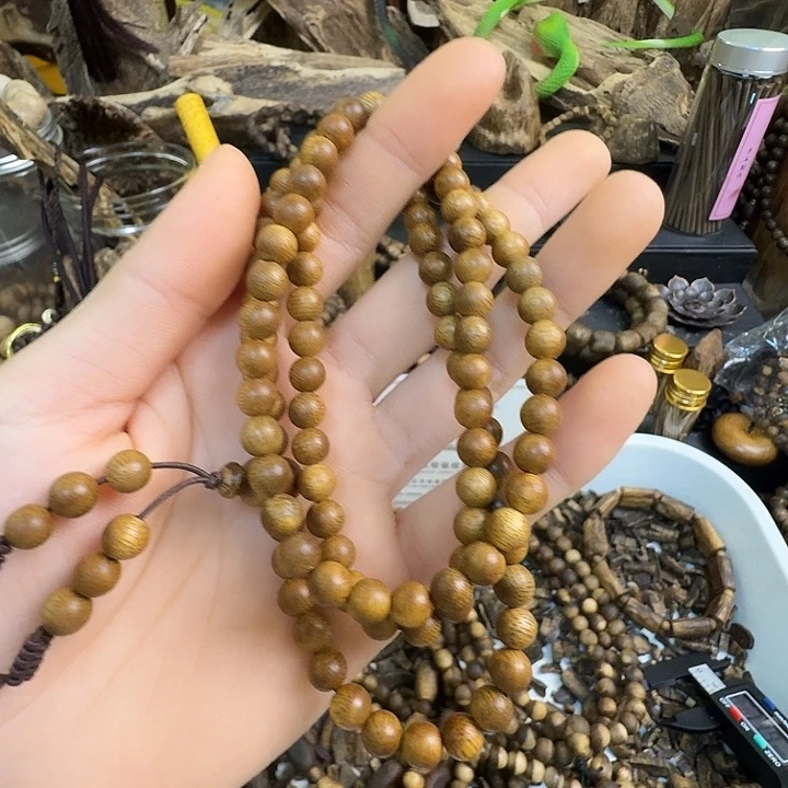 沉香沉香碎屑海南沉香黄油格0.6大9克➕沉香碎屑多样性