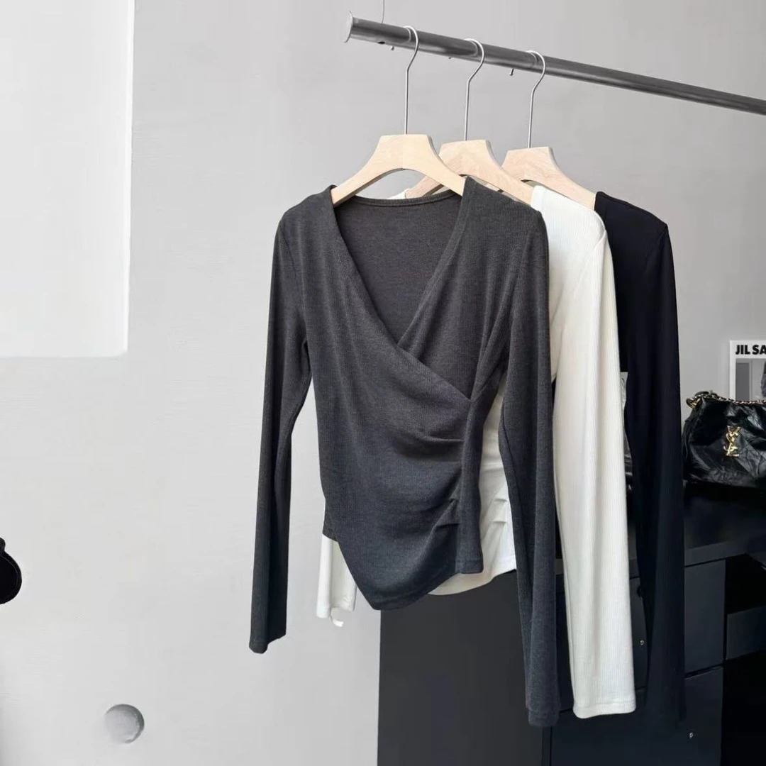 气质不规则交叉V领修身上衣女2025秋新款洋气百搭打底长袖针织衫
