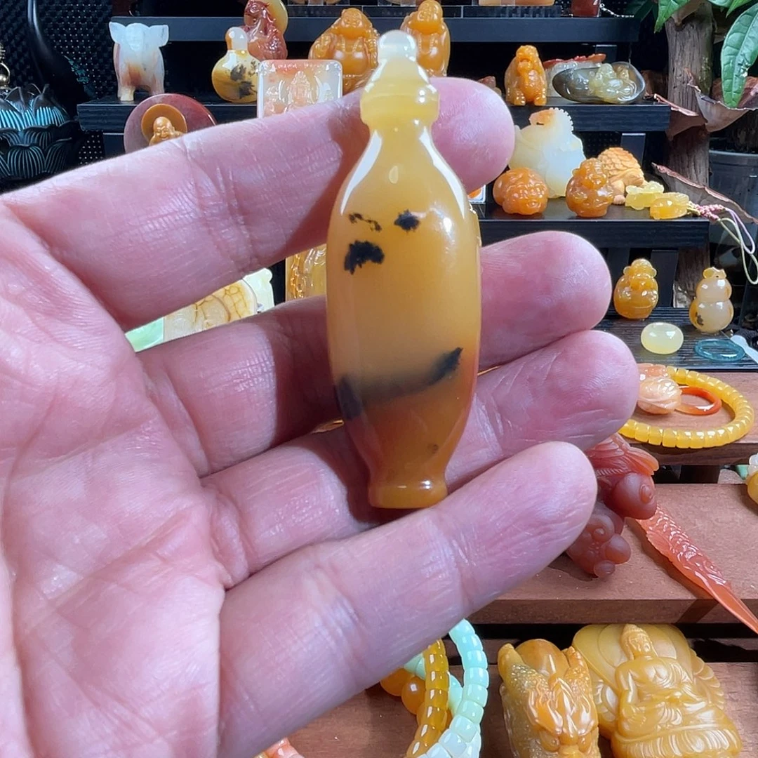 石英质玉（黄龙玉）未镶嵌吊坠