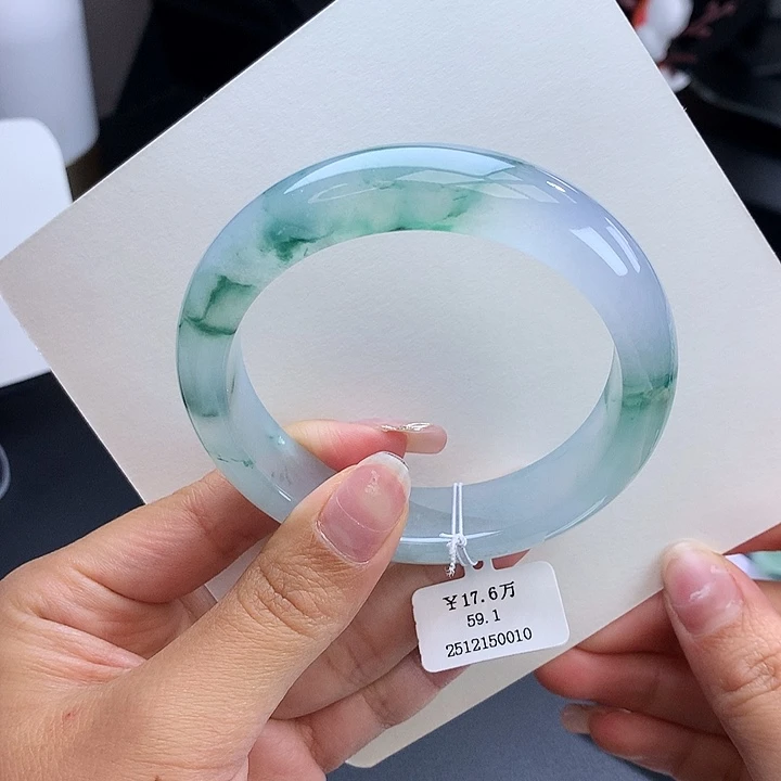 未镶嵌手镯翡翠59.1正圈冰飘花