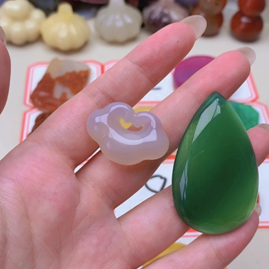 【闪购商品】未镶嵌玛瑙/玉髓珠宝半成品董**?