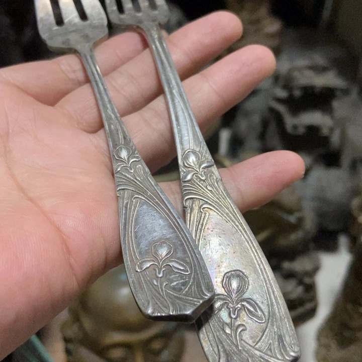 铜工艺品等多个系列