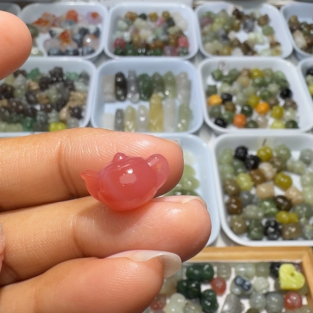 和田玉未镶嵌珠宝奇石