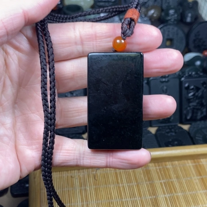 和田玉（青玉）未镶嵌颈饰