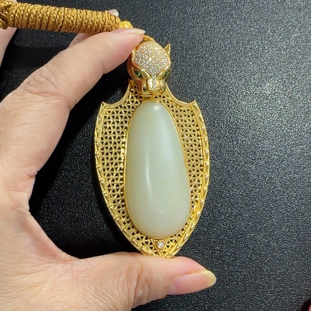 和田玉未镶嵌挂件