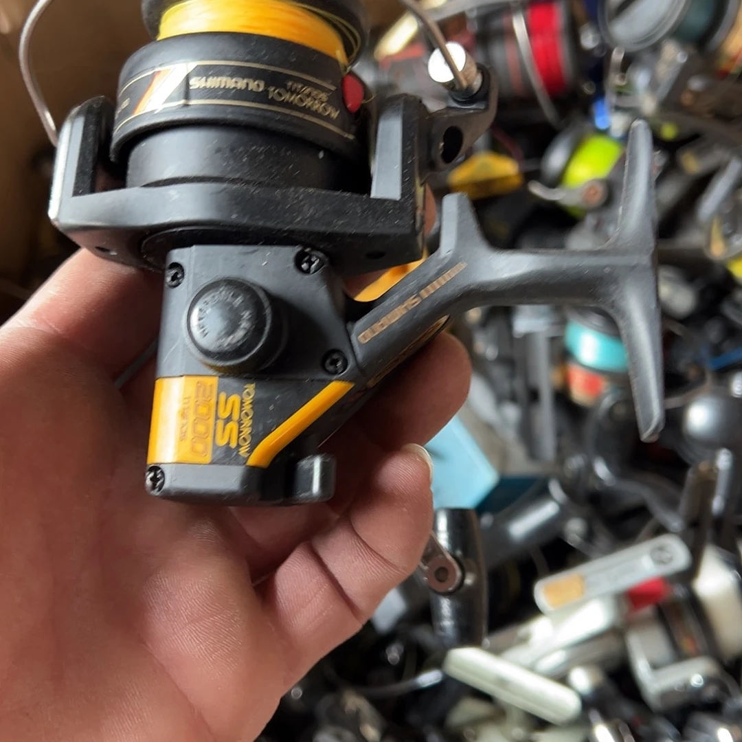 黑***服闪购18号链接渔轮一只