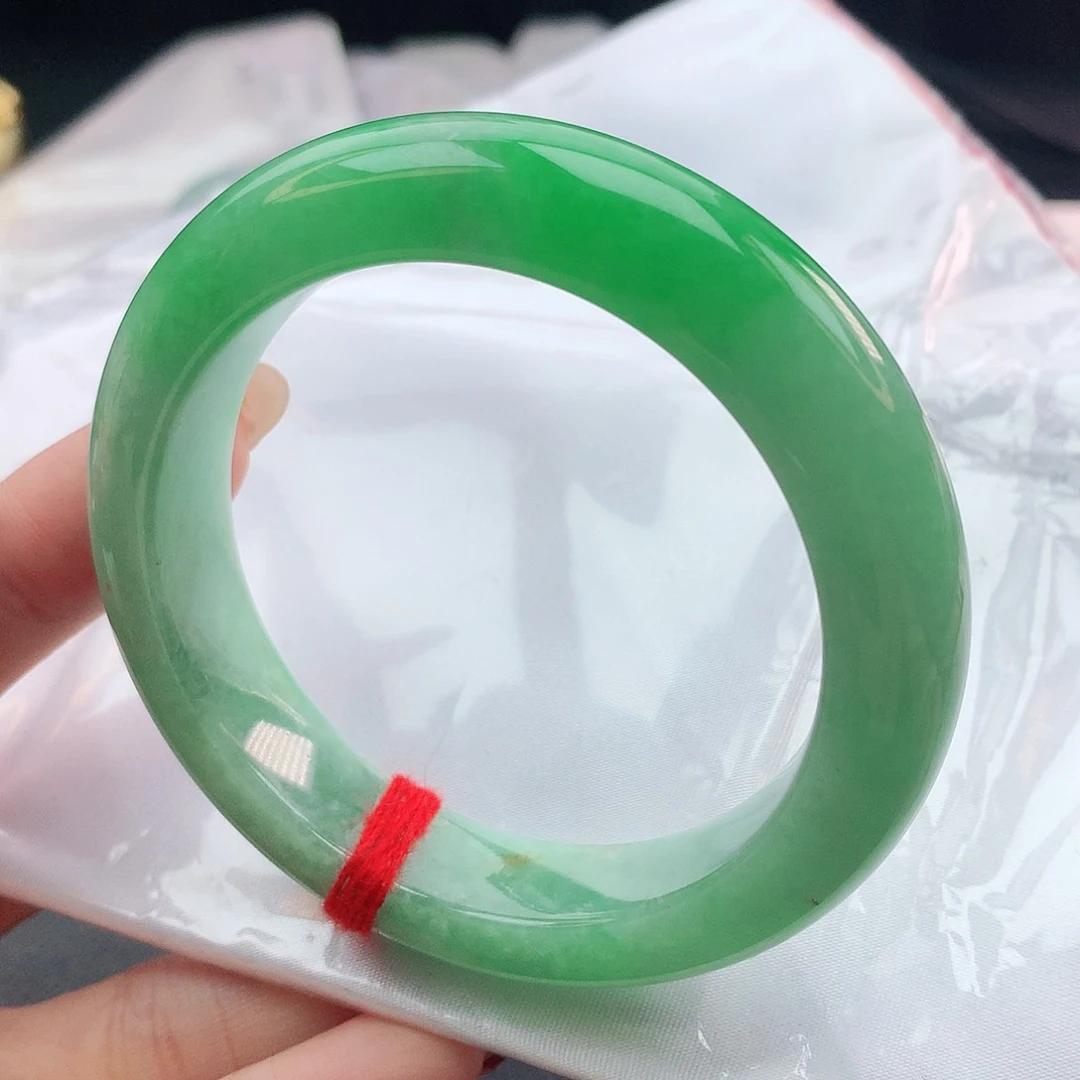 翡翠手镯未镶嵌56圆条882328