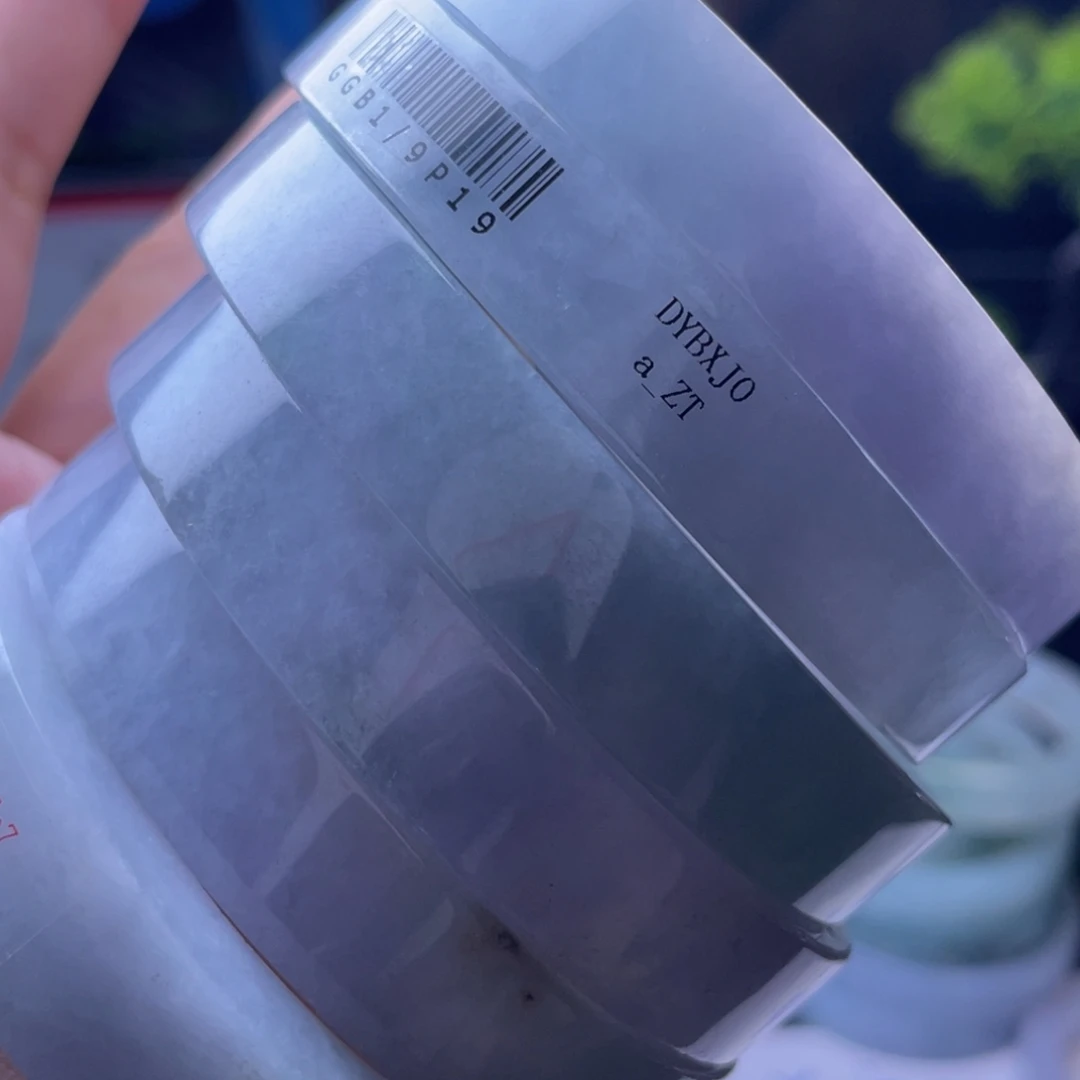 定制翡翠未镶嵌缅A翡翠多样性发一