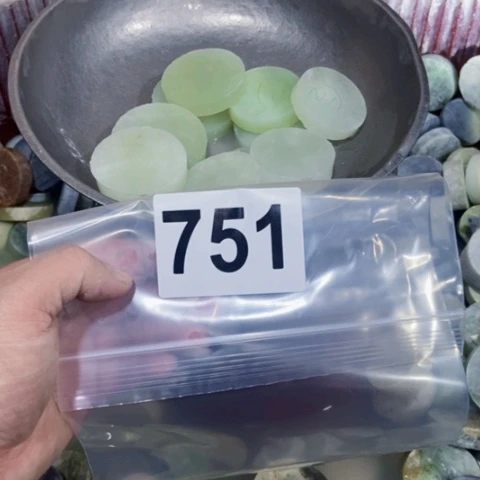 【闪购商品】蛇纹石玉珠宝半成品未镶嵌