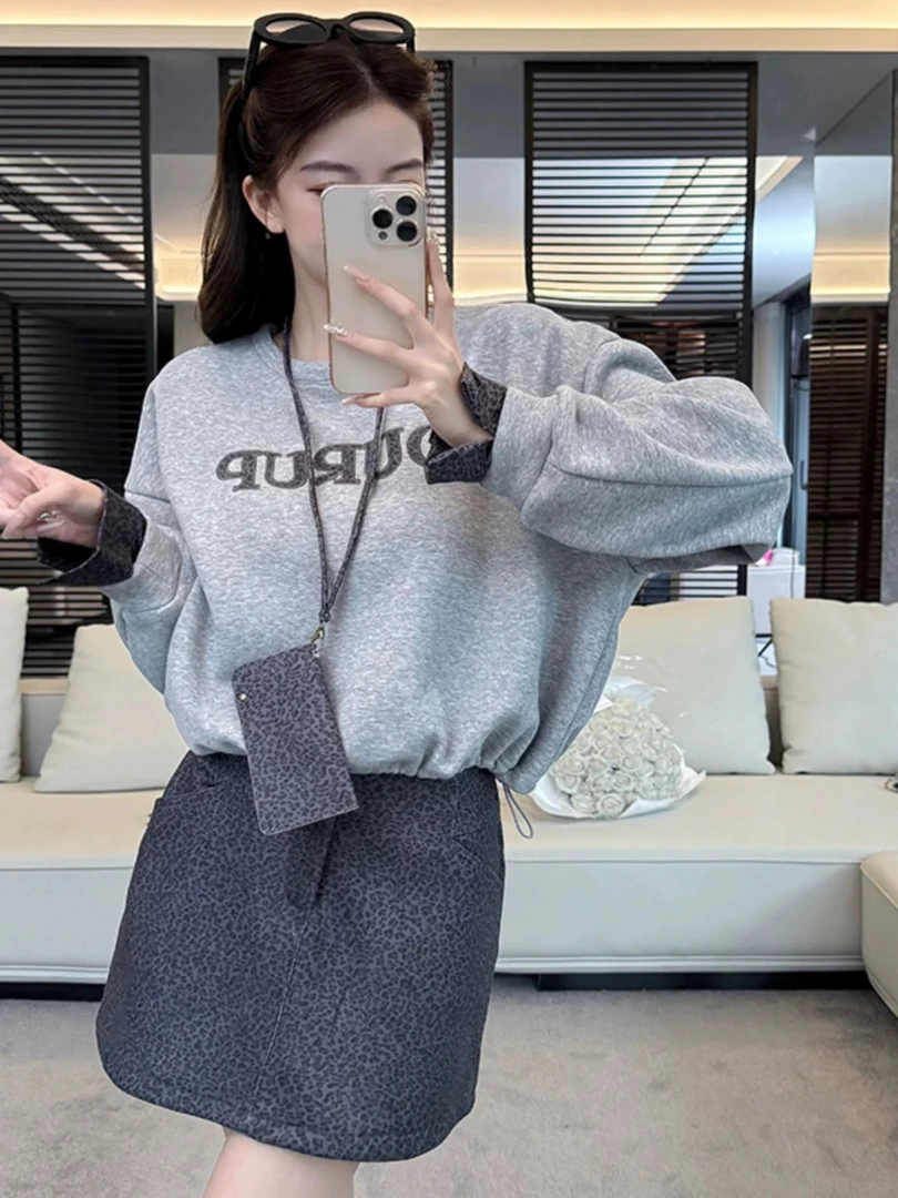 韩系氛围感穿搭套装裙女秋冬加绒字母刺绣卫衣豹纹短裙休闲两件套