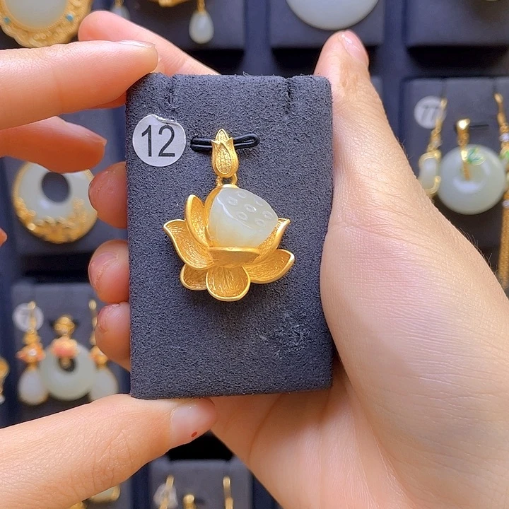 和田玉银S925镀金镶嵌颈饰