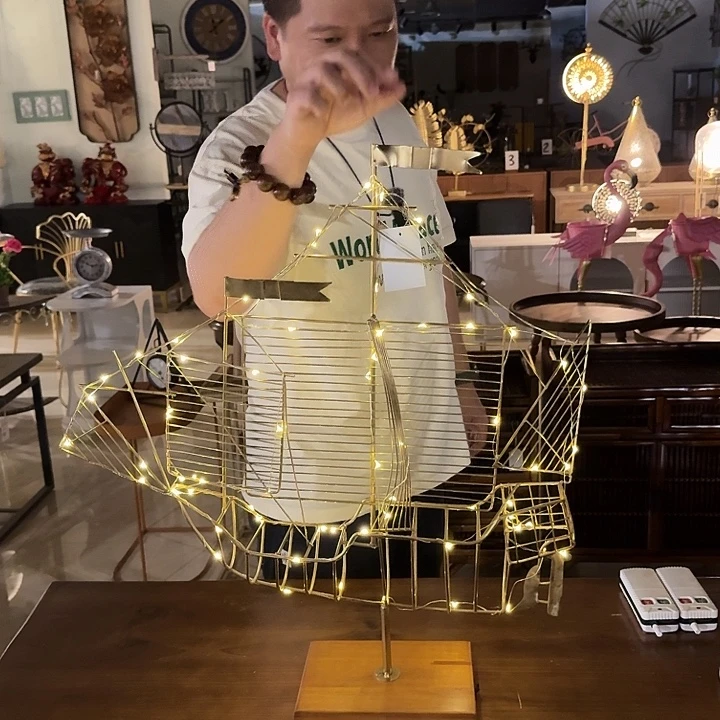 有机玻璃铁艺灯哦