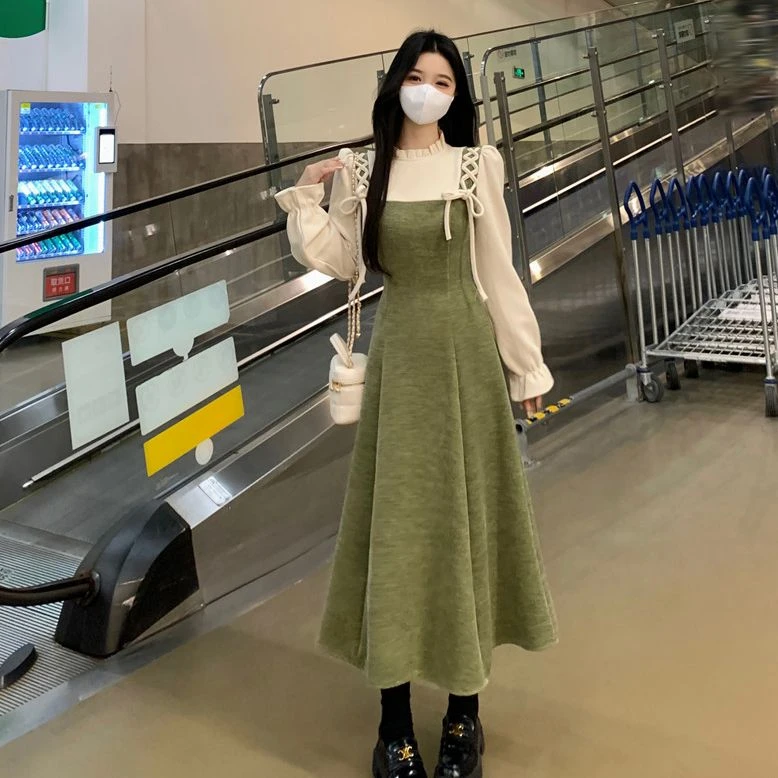 大码秋冬季新款法式假两件木耳边领绿色长裙5518+8313