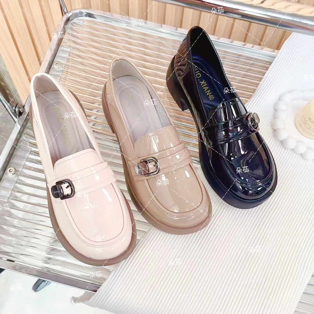 【品牌力荐】乐福鞋英伦新款漆皮百搭一脚蹬乐福女单鞋1075